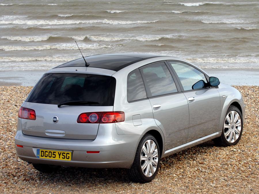  Fiat Croma 2005 года  (UK) (фото 3 из 16)